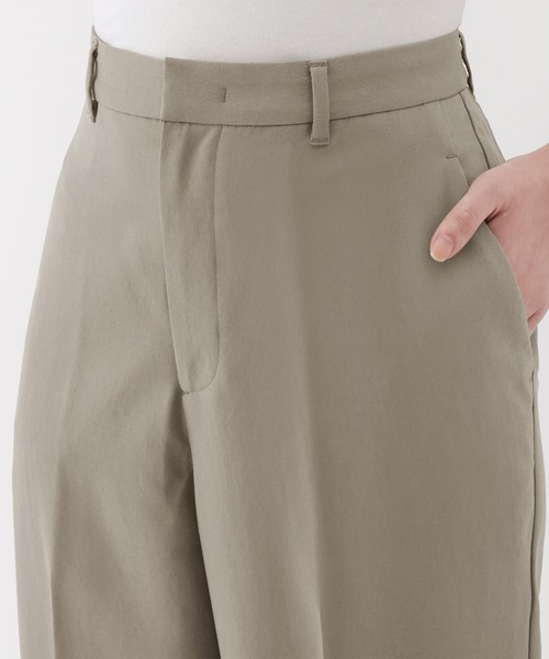 無印良品(ムジルシリョウヒン)の「婦人 撥水 テーパードパンツ(その他パンツ・レディース・ブラック/ブラウン系/ダークネイビー/チャコールグレー・XL/L/M/S)」の14枚目の写真