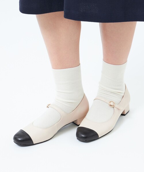 MACKINTOSH PHILOSOPHY（ﾏｯｷﾝﾄｯｼｭ ﾌｨﾛｿﾌｨｰ）の「ラウンドトゥストラップパンプス（パンプス・レディース・ホワイト系その他/ブラック・M/S/L）」の3枚目の写真