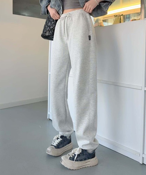 aimoha(アイモハ)の「ドローストリングカジュアルパンツ(スウェットパンツ・レディース・ネイビー/杢グレー/オフホワイト/ブラック・X-LARGE/LARGE/MEDIUM)」の4枚目の写真