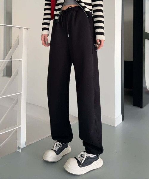 aimoha(アイモハ)の「ドローストリングカジュアルパンツ(スウェットパンツ・レディース・ネイビー/杢グレー/オフホワイト/ブラック・X-LARGE/LARGE/MEDIUM)」の3枚目の写真