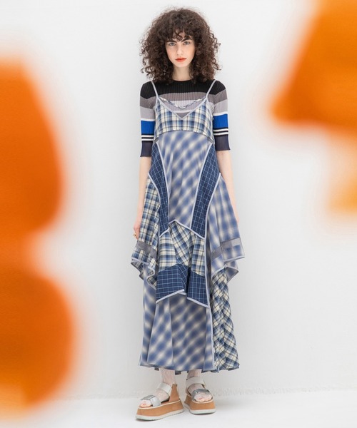 AULA AILA（アウラアイラ）の「チェックキャミソールワンピース（ワンピース・レディース・ブラック/イエロー/ブルー・0）」の7枚目の写真