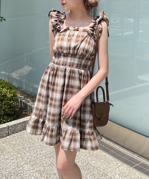 one way（ワンウェイ）の「2way肩リボンミニワンピース（ワンピース・レディース・ホワイト/ブラック/ブラック系その他/ホワイト系その他/ブルー系その他/グレー系その他/ホワイト系その他2/ブラック系その他2/ダークグリーン/ブラウン系その他/ベージュ系その他/グレー系その他2/ネイビー系/ブラック系その他3・FREE）」の11枚目の写真