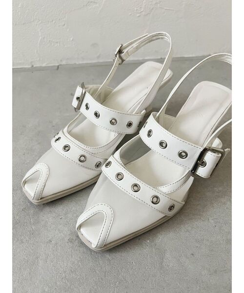 dazzlin（ダズリン）の「ハトメオープントウパンプス（パンプス・レディース・ブラック/オフホワイト・MEDIUM/LARGE）」の4枚目の写真