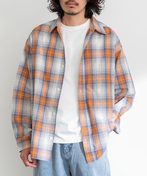 URBAN RESEARCH Sonny Label（アーバンリサーチサニーレーベル）の「リラックスフィットチェックレギュラーシャツ（シャツ/ブラウス・メンズ・ブルー系その他/ホワイト系その他・MEDIUM/LARGE）」の11枚目の写真