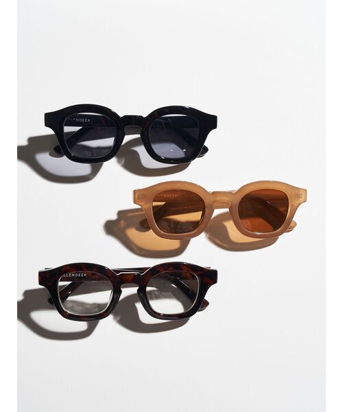 ELENDEEK（エレンディーク）の「ワイドサングラス（サングラス・レディース・ブラウン/ブラック/キャメル・FREE）」の4枚目の写真