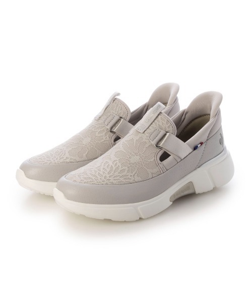 le coq sportif(ルコックスポルティフ)の「スリッポンスニーカー(LCS ロワール SP LC SI)(スリッポン・レディース・ブラック/グレー/ネイビー・24cm/23.5cm/23cm/22.5cm/24.5cm)」の2枚目の写真