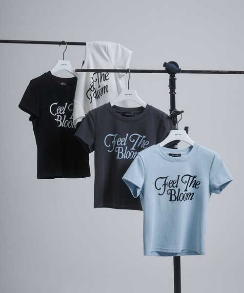 ENVYM(アンビー)の「フロッキープリントロゴTシャツ(Tシャツ/カットソー・レディース・ブラック/ホワイト/サックスブルー/ダークグレー・FREE)」の5枚目の写真