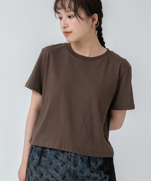 HEILIS(ヘイリス)の「バリエーションカラーコンパクトコットンTシャツ/半袖 コンパクト クロップド 短丈 黒 白 白T 春服 インナー 夏服 クルーネック ピンク イエロー バターイエロー ブラウン レッド 赤 ノームコア 韓国(Tシャツ/カットソー・レディース・レッド/ピンク/ブラウン/ホワイト/イエロー/ブラック・FREE)」の3枚目の写真
