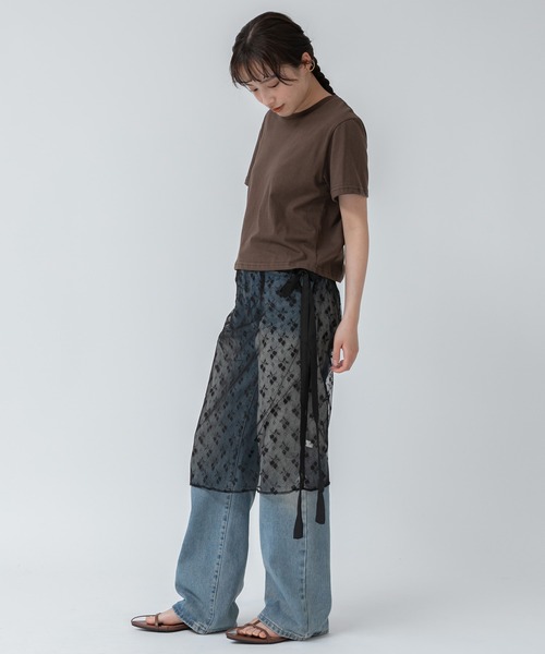 HEILIS(ヘイリス)の「バリエーションカラーコンパクトコットンTシャツ/半袖 コンパクト クロップド 短丈 黒 白 白T 春服 インナー 夏服 クルーネック ピンク イエロー バターイエロー ブラウン レッド 赤 ノームコア 韓国(Tシャツ/カットソー・レディース・レッド/ピンク/ブラウン/ホワイト/イエロー/ブラック・FREE)」の9枚目の写真