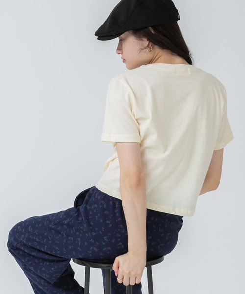 HEILIS(ヘイリス)の「バリエーションカラーコンパクトコットンTシャツ/半袖 コンパクト クロップド 短丈 黒 白 白T 春服 インナー 夏服 クルーネック ピンク イエロー バターイエロー ブラウン レッド 赤 ノームコア 韓国(Tシャツ/カットソー・レディース・レッド/ピンク/ブラウン/ホワイト/イエロー/ブラック・FREE)」の14枚目の写真