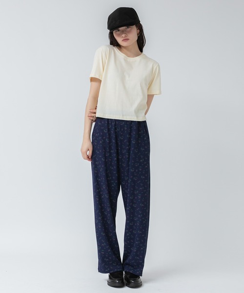 HEILIS(ヘイリス)の「バリエーションカラーコンパクトコットンTシャツ/半袖 コンパクト クロップド 短丈 黒 白 白T 春服 インナー 夏服 クルーネック ピンク イエロー バターイエロー ブラウン レッド 赤 ノームコア 韓国(Tシャツ/カットソー・レディース・レッド/ピンク/ブラウン/ホワイト/イエロー/ブラック・FREE)」の15枚目の写真