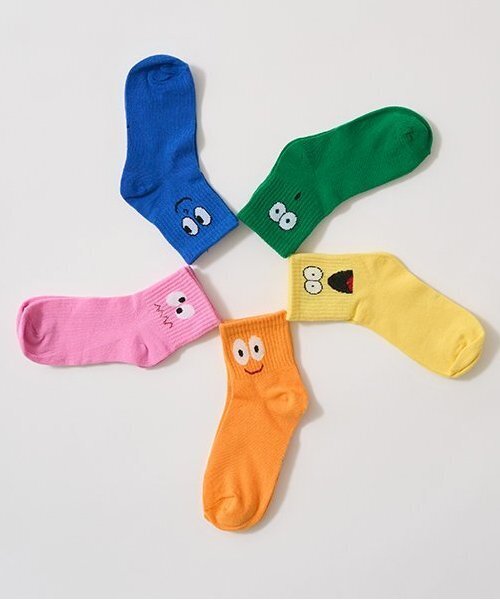 b・ROOM（ビールーム）の「アソートフェイスソックス（ソックス/靴下・キッズ・イエロー/ブルー/スモークピンク/グリーン/オレンジ・M/L）」の6枚目の写真