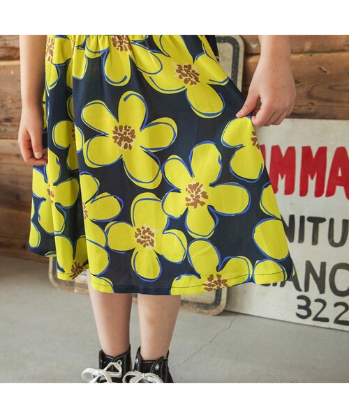 BREEZE(ブリーズ)の「【吸水速乾/リンク】イージーケア リゾートワンピース(ワンピース・キッズ・オフホワイト/ネイビー・140/90/100/110/120/80/130)」の6枚目の写真