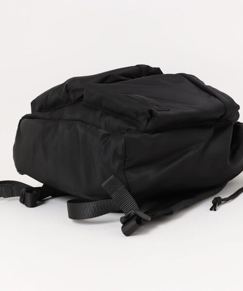 ADAM PATEK（アダムパテック）の「ADAM PATEK Double pockets drawstring backpack（バックパック/リュック・メンズ・ブラック・FREE）」の3枚目の写真