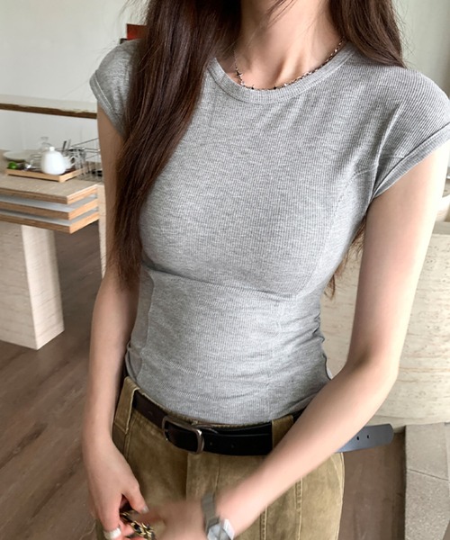 2ly2(トゥーリートゥー)の「夏コーデ万能!ストレッチ半袖トップス(Tシャツ/カットソー・レディース・ホワイト/ブラック/グレー・FREE)」の11枚目の写真