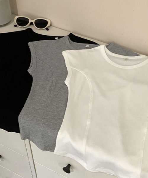 2ly2(トゥーリートゥー)の「夏コーデ万能!ストレッチ半袖トップス(Tシャツ/カットソー・レディース・ホワイト/ブラック/グレー・FREE)」の14枚目の写真