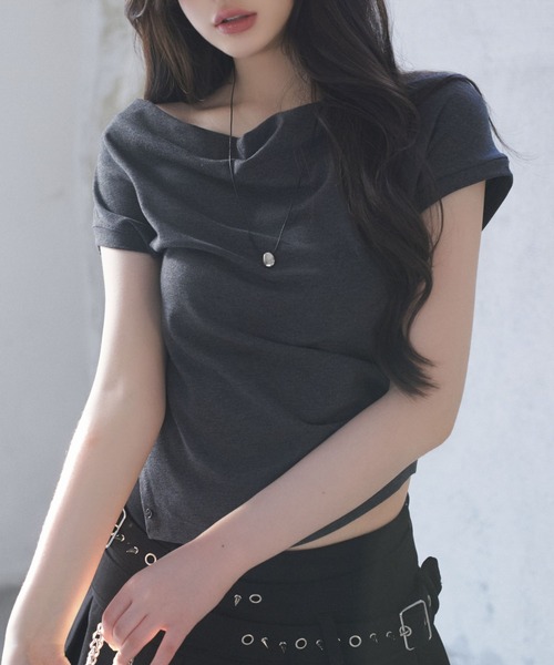 SAISON DE PAPILLON(セゾンドパピヨン)の「ドレープネックカットソーTシャツ【ZOZOTOWN限定アイテム】(Tシャツ/カットソー・レディース・チャコール/グレー/ホワイト・フリー)」の1枚目の写真