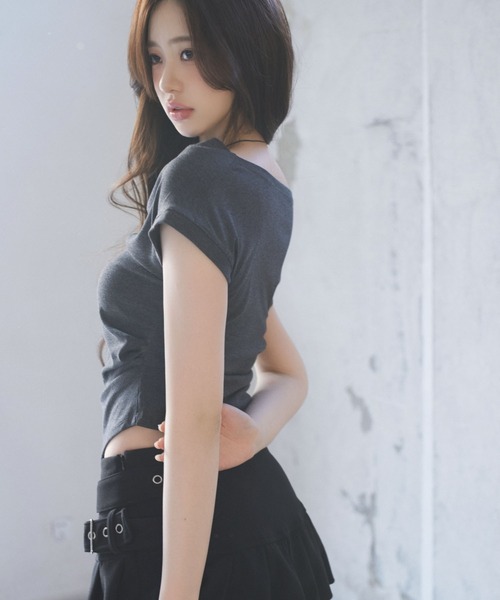 SAISON DE PAPILLON(セゾンドパピヨン)の「ドレープネックカットソーTシャツ【ZOZOTOWN限定アイテム】(Tシャツ/カットソー・レディース・チャコール/グレー/ホワイト・フリー)」の16枚目の写真