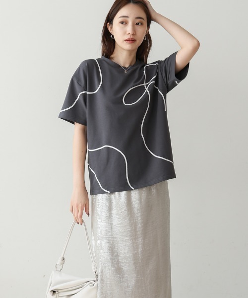 Bab(バブ)の「コード刺繍使いTシャツ(Tシャツ/カットソー・レディース・グリーン/オフホワイト/チャコールグレー・FREE)」の21枚目の写真