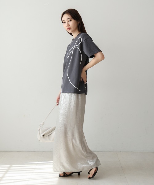 Bab(バブ)の「コード刺繍使いTシャツ(Tシャツ/カットソー・レディース・グリーン/オフホワイト/チャコールグレー・FREE)」の19枚目の写真