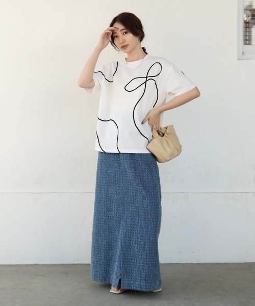 Bab(バブ)の「コード刺繍使いTシャツ(Tシャツ/カットソー・レディース・グリーン/オフホワイト/チャコールグレー・FREE)」の4枚目の写真