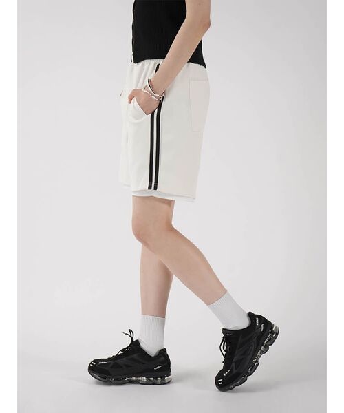 :ETHROF（イーサオブ）の「SIDELINE HALF TRACK PANTS（その他パンツ・レディース・オフホワイト/ブラック・FREE）」の4枚目の写真