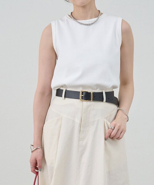 SHENERY（シーナリー）の「リブコンパクトノースリーブ（Tシャツ/カットソー・レディース・ブラック/オフホワイト/グレー/オレンジ/ブラウン/サックスブルー/ピンク/ベージュ・FREE）」の2枚目の写真