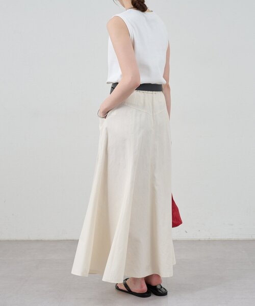 SHENERY（シーナリー）の「リブコンパクトノースリーブ（Tシャツ/カットソー・レディース・ブラック/オフホワイト/グレー/オレンジ/ブラウン/サックスブルー/ピンク/ベージュ・FREE）」の11枚目の写真