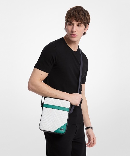 【Michael Kors】COOPER カラーブロック フライトバッグ セール】COOPER カラーブロック フライトバッグ - MK