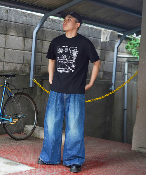 JOINT WORKS(ジョイントワークス)の「BRAIN DEAD/ブレインデッドMIND PUZZLE T-SHIRT(Tシャツ/カットソー・メンズ・ブラック・MEDIUM/LARGE)」の2枚目の写真