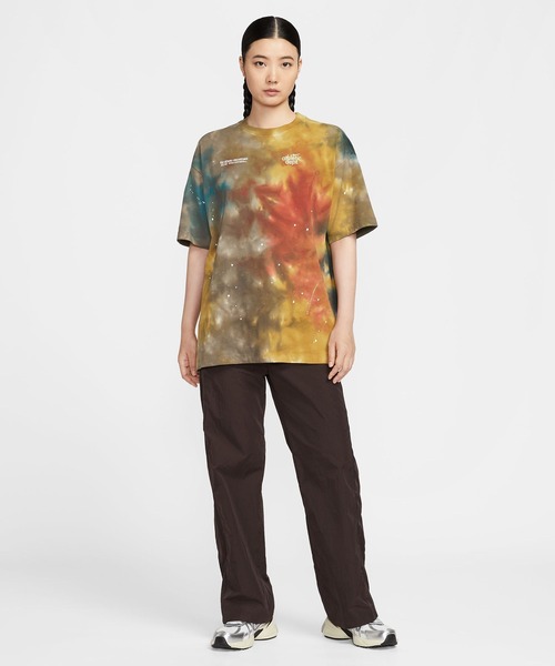 NIKE(ナイキ)の「NIKE AS W NSW SS TEE OS GCEL / ナイキ ウィメンズ NSW OS GCEL S/S Tシャツ 【SP】(Tシャツ/カットソー・レディース・ベージュ/ブラック・XS/S/M/L)」の13枚目の写真