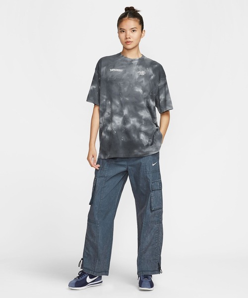 NIKE(ナイキ)の「NIKE AS W NSW SS TEE OS GCEL / ナイキ ウィメンズ NSW OS GCEL S/S Tシャツ 【SP】(Tシャツ/カットソー・レディース・ベージュ/ブラック・XS/S/M/L)」の4枚目の写真