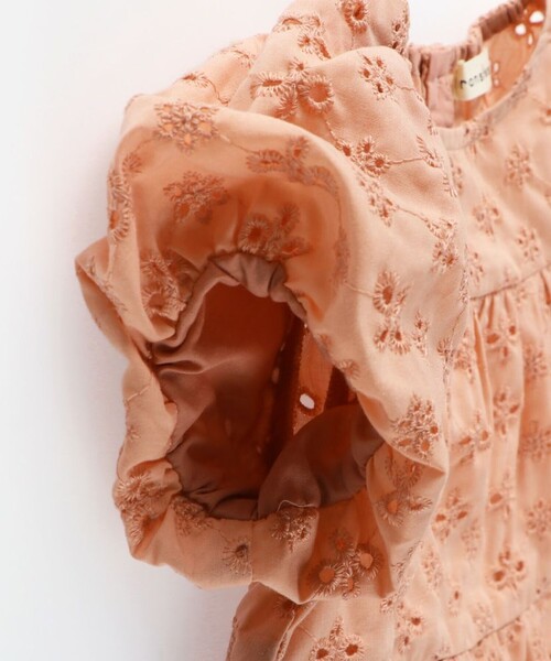 BRANSHES(ブランシェス)の「【おそろい】スカラップレースティアードチュニック(シャツ/ブラウス・キッズ・オレンジ/アイボリー・100/90/120/130/150/140/110)」の12枚目の写真
