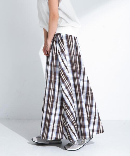 URBAN RESEARCH Sonny Label(アーバンリサーチサニーレーベル)の「マルチチェックカラースカート(スカート・レディース・ネイビー/ブラウン/ブラック・FREE)」の2枚目の写真