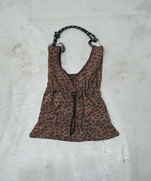 coen（コーエン）の「2WAYパラコードギャザーハンドバッグ（S）（ハンドバッグ・レディース・ブラック/ベージュ/レッド/オリーブ/その他1・FREE）」の5枚目の写真