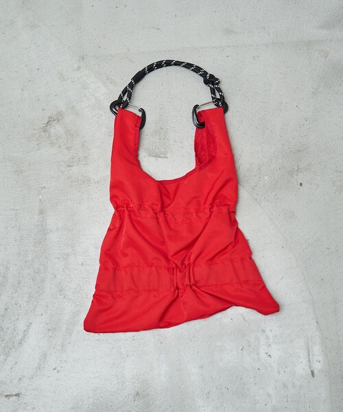 coen（コーエン）の「2WAYパラコードギャザーハンドバッグ（S）（ハンドバッグ・レディース・ブラック/ベージュ/レッド/オリーブ/その他1・FREE）」の12枚目の写真