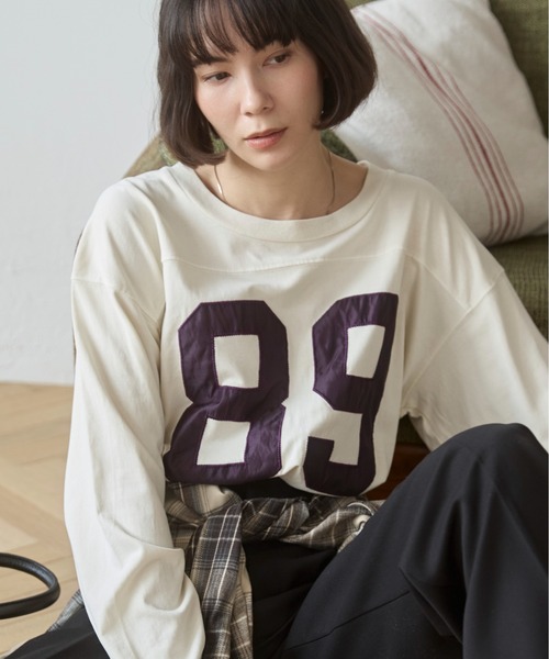 ANGIE（アンジー）の「ナンバリング フットボール ロンT（Tシャツ/カットソー・レディース・アイボリー/スミクロ/ブラウン・FREE）」の9枚目の写真