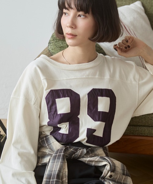 ANGIE（アンジー）の「ナンバリング フットボール ロンT（Tシャツ/カットソー・レディース・アイボリー/スミクロ/ブラウン・FREE）」の12枚目の写真
