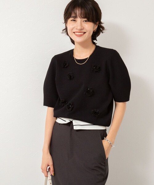 NOLLEY’S Sophi（ノーリーズソフィ）の「《手洗い可能》チュールフラワー付きフォルムプルオーバーニット（ニット/セーター・レディース・ブラック/ホワイト・38）」の8枚目の写真