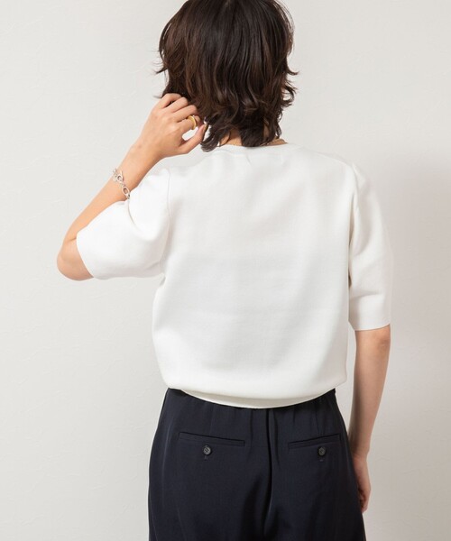 NOLLEY’S Sophi（ノーリーズソフィ）の「《手洗い可能》チュールフラワー付きフォルムプルオーバーニット（ニット/セーター・レディース・ブラック/ホワイト・38）」の16枚目の写真