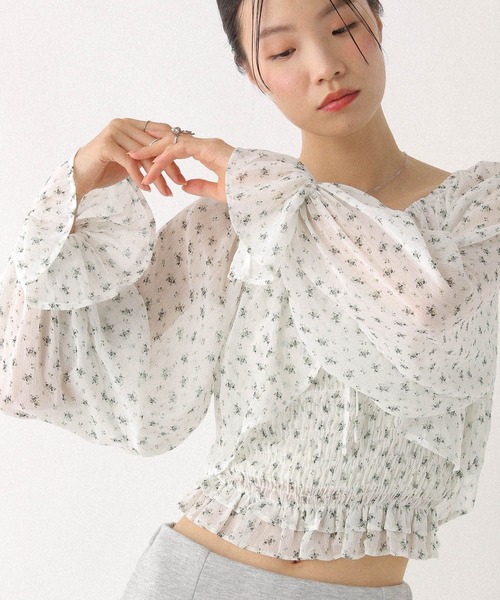 Heather(ヘザー)の「フラワーボレロ/キャミ2P 587259(カーディガン/ボレロ・レディース・ブラック/オフホワイト/ピンク・FREE)」の2枚目の写真