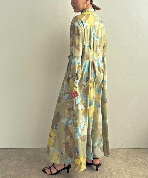 LHELBIE（レルビエ）の「ラフペイントワンピース（ワンピース・レディース・グレイッシュベージュ/ブラック/イエロー・M）」の9枚目の写真