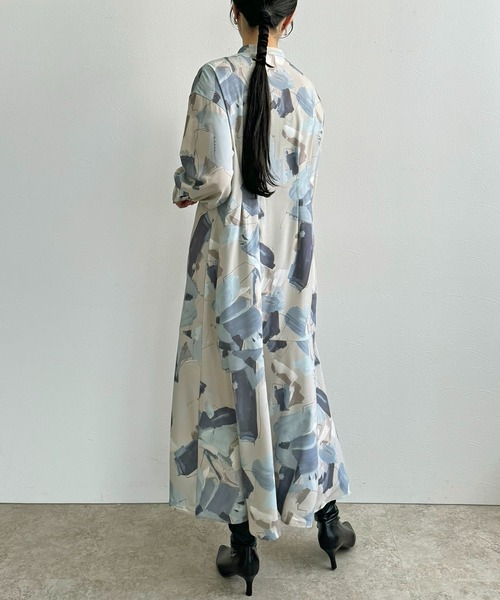 LHELBIE（レルビエ）の「ラフペイントワンピース（ワンピース・レディース・グレイッシュベージュ/ブラック/イエロー・M）」の20枚目の写真