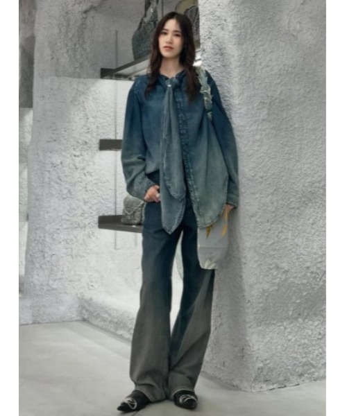 Diesel リヨセルデニムシャツ　ボウタイ　サイズS DIESEL（ディーゼル）の「ウィメンズ デニムシャツ DE-NANCY-S（シャツ