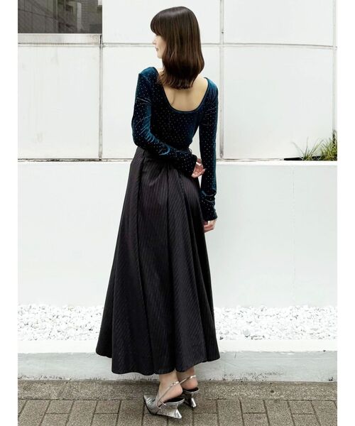 OUNNOUN（オウンノウン）の「【OUNNOUN】サーキュラーフレアボリュームスカート（スカート・レディース・ラベンダー/チャコールグレー/ブラウン・MEDIUM/SMALL）」の8枚目の写真