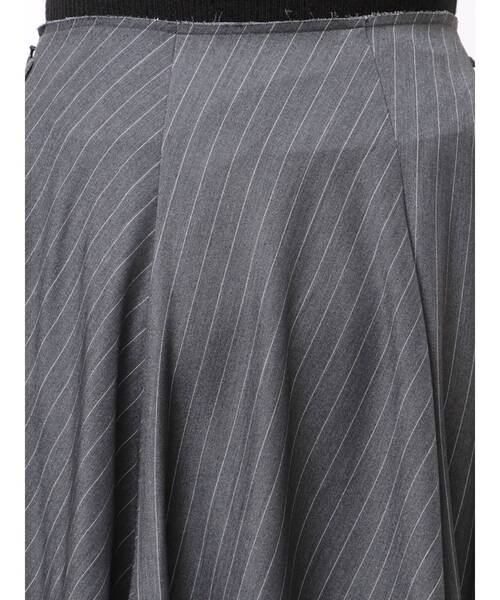 OUNNOUN（オウンノウン）の「【OUNNOUN】サーキュラーフレアボリュームスカート（スカート・レディース・ラベンダー/チャコールグレー/ブラウン・MEDIUM/SMALL）」の18枚目の写真