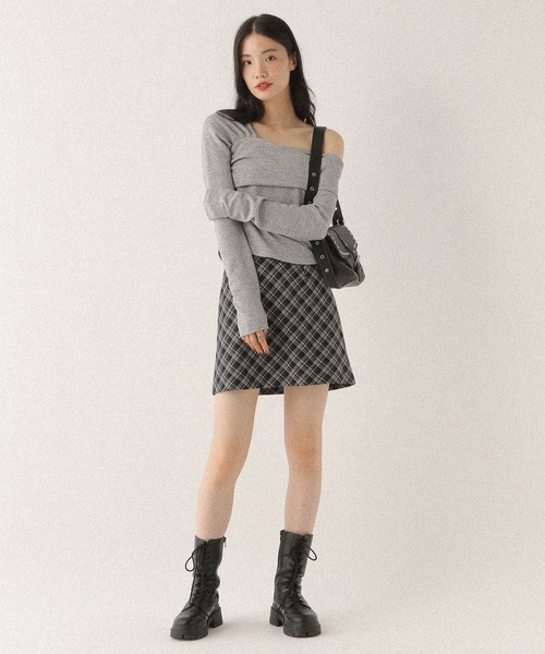 Heather（ヘザー）の「アシメデザインカットソー　592363（Tシャツ/カットソー・レディース・グレー/オフホワイト/ブラック・FREE）」の22枚目の写真