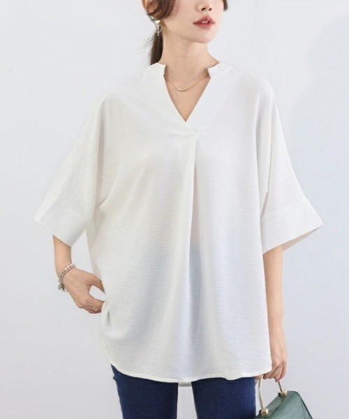cammie(キャミー)の「キーネックドルマンスリーブシャツ(シャツ/ブラウス・レディース・ブラック/カーキ/ベージュ/ホワイト・FREE)」の7枚目の写真