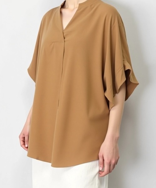 cammie(キャミー)の「キーネックドルマンスリーブシャツ(シャツ/ブラウス・レディース・ブラック/カーキ/ベージュ/ホワイト・FREE)」の15枚目の写真
