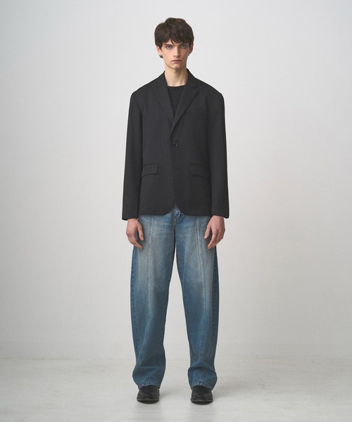 Juha（ユハ）の「AIR TWILL TAILORED JACKET（テーラードジャケット・メンズ・ブラック・3/4）」の2枚目の写真